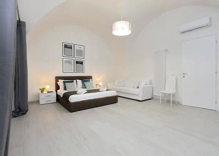 Ponte Cavour Apartment